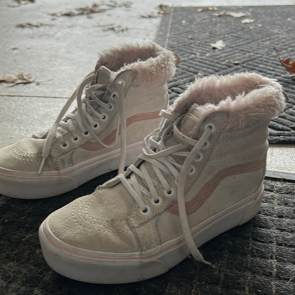 Fuzzy platform Vans